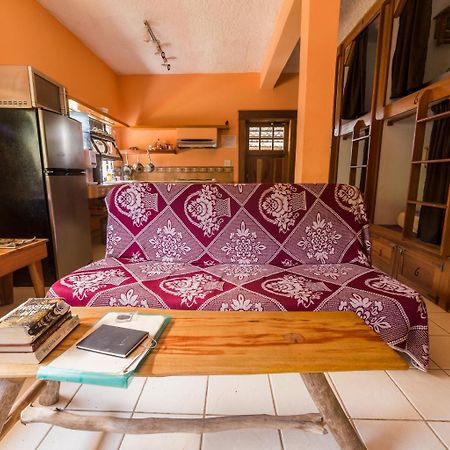 A Piece Of Ground Hostel Punta Gorda Exterior foto